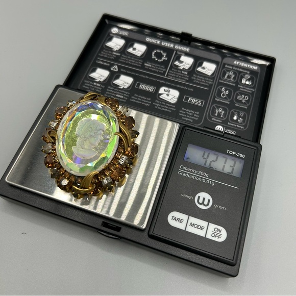 Mid Century Cameo Brooch | Hollywood Regency AB Glass Statement Pin - Picture 8 of 8